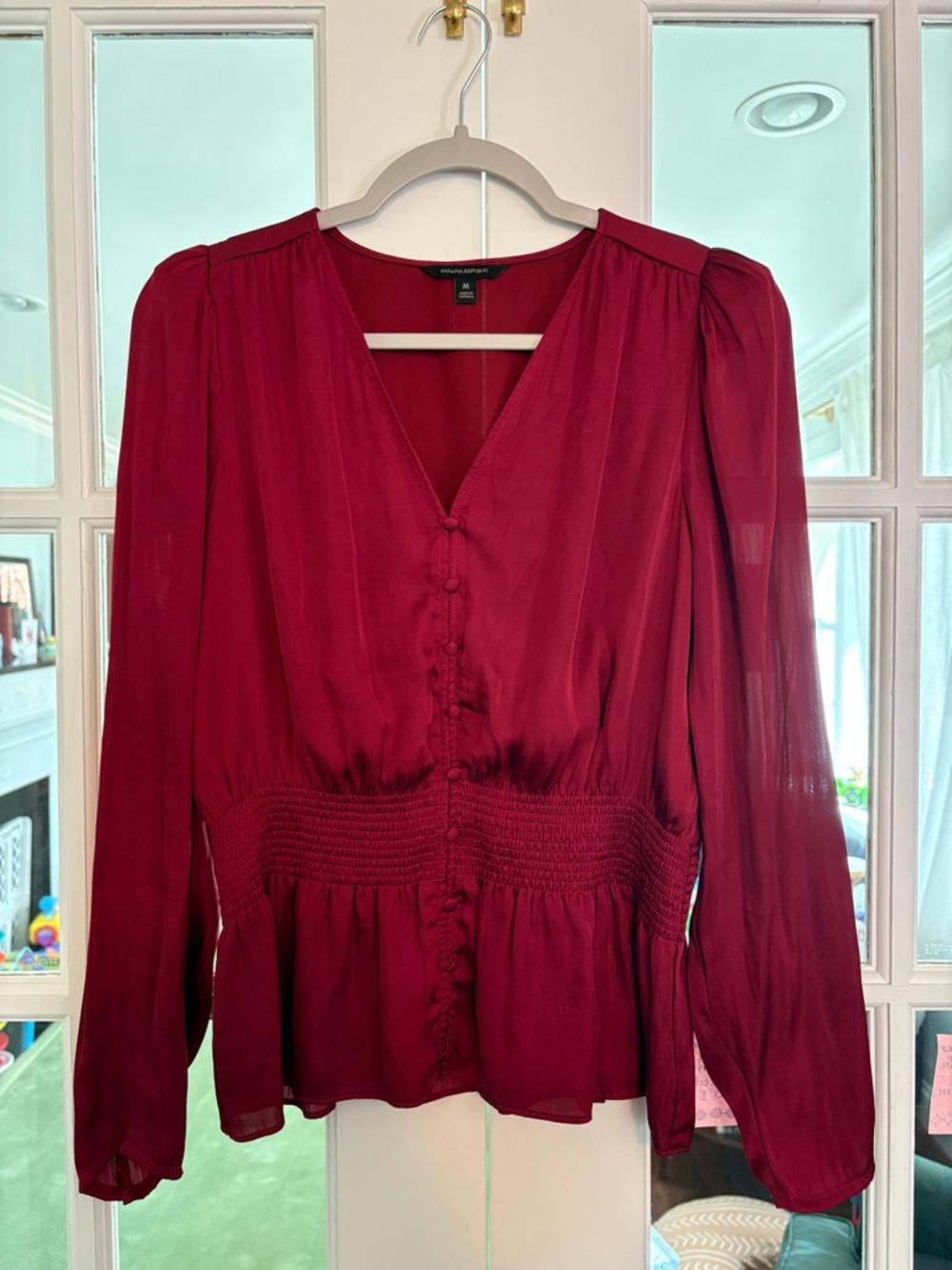 Banana Republic Women's Burgundy Peplum button down Blouse puff sleeve medium